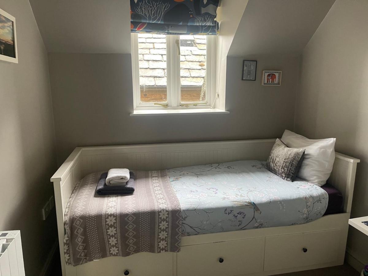 Carp's Rise Cottage Somerford Keynes Esterno foto